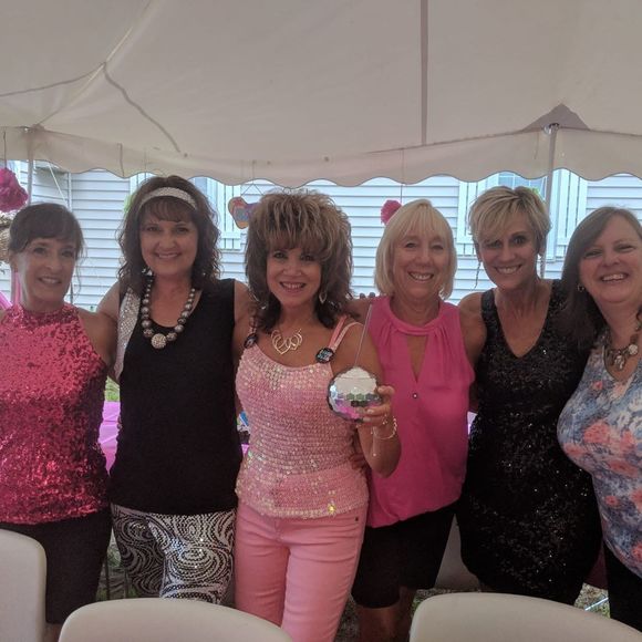 Meet your Posher, Lori - Picture 1 of 1